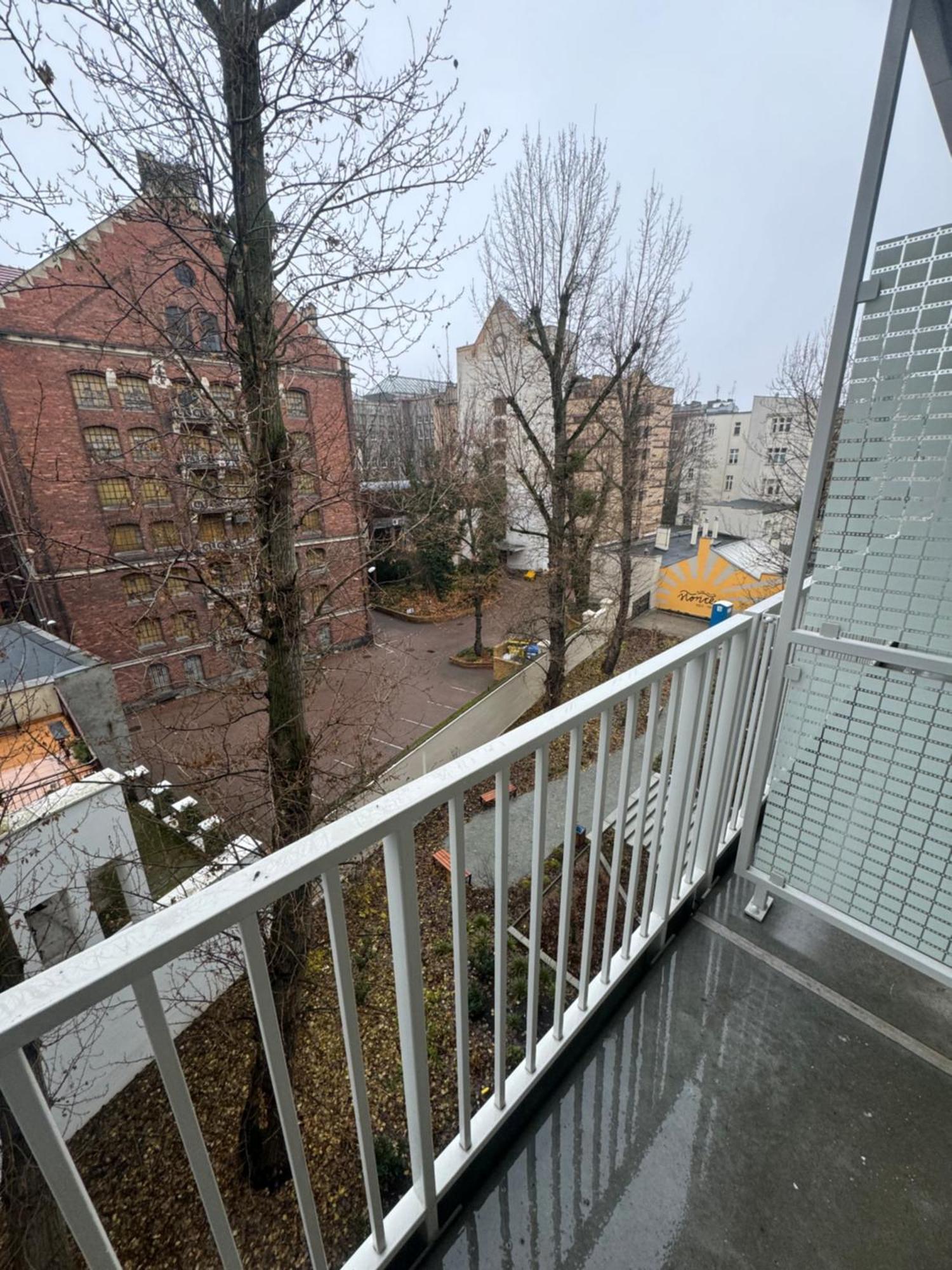 Apartament Przy Placu Wolnosci Poznań Exteriör bild